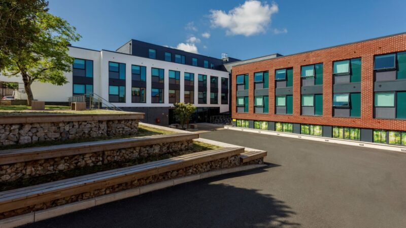 Study Inn : Walnut Gardens, Exeter